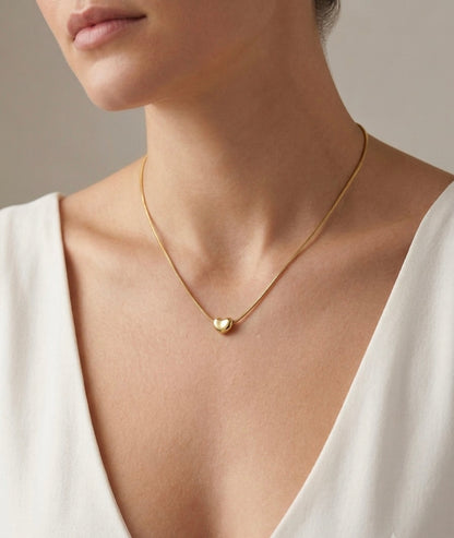 Pebble Pendant Necklace