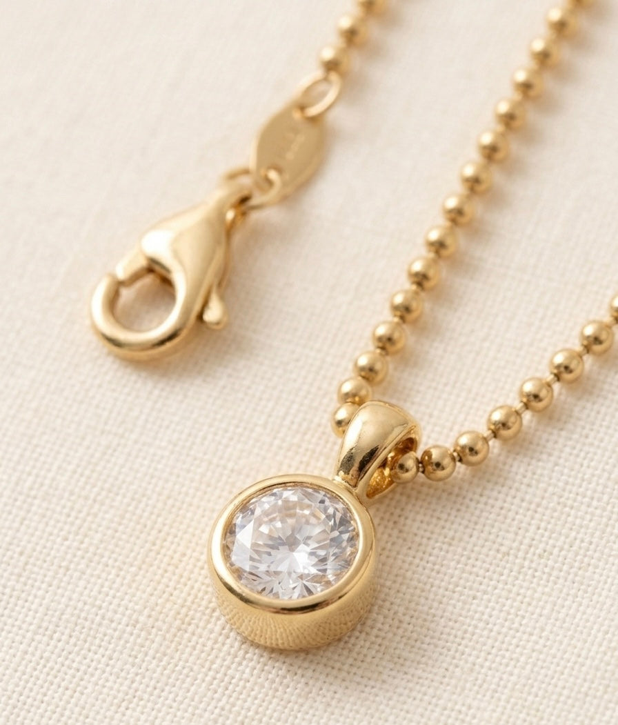 Dotted Pendant Necklace