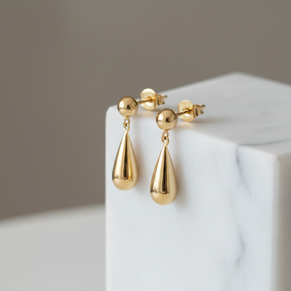 Minimalist Teardrop Stud - Marble Edge