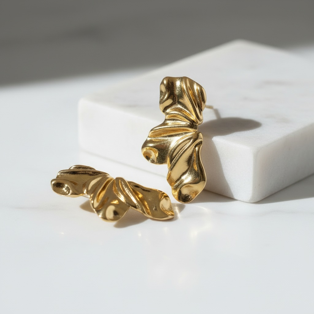 Molten Gold Statement Stud - Dynamic Arrangement