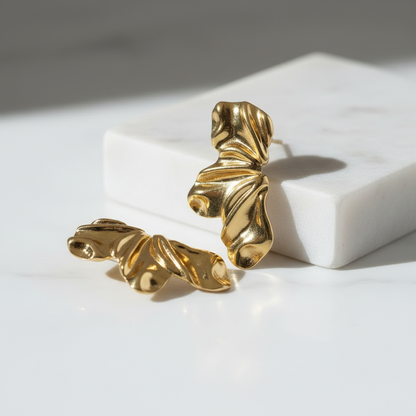 Molten Gold Statement Stud - Dynamic Arrangement