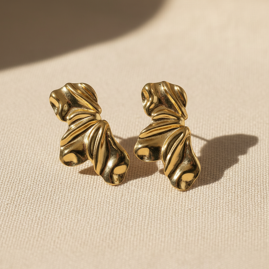 Molten Gold Statement Stud - Linen Setup