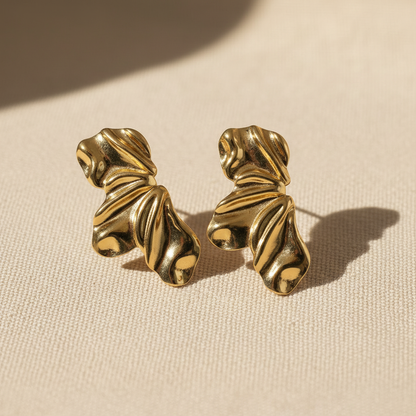 Molten Gold Statement Stud - Linen Setup