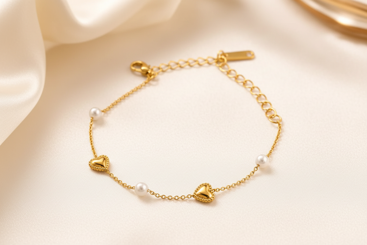 Pearl Heart Bracelet - Ivory Silk Editorial