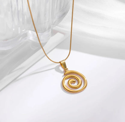 golden-spiral-necklace