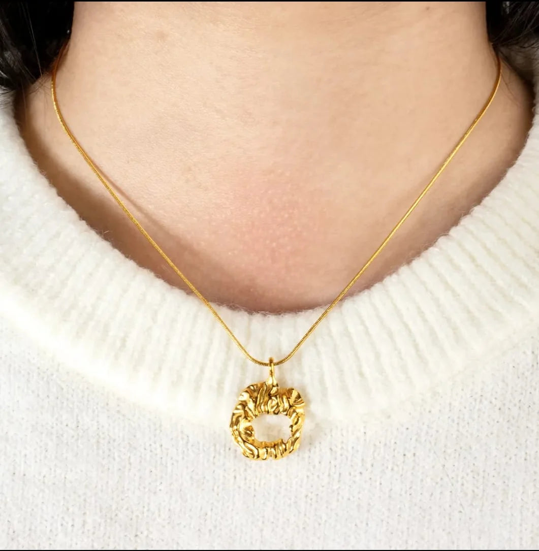 Organic Circle Necklace